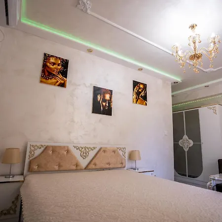 Apartament Ar Luxury *