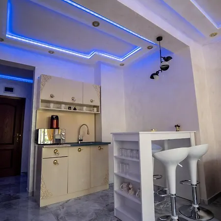 Ar Luxury Apartament *